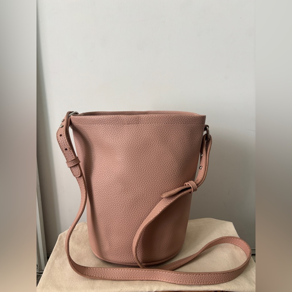 Handbag Republic Pebbled Mauve Bucket Shoulder Bag with Adjustable Strap